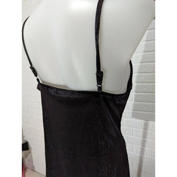 Hippie Rose Womens Velvet Sheath Dress Mini Sleeveless Black Size Medium NWT - Picture 3 of 5